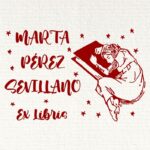 Sello ex libris dormida sobre libro