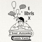 Sello ex libris dormido sobre libros