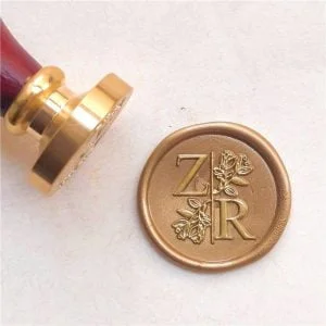 Sealing wax personalized with initials and flowers